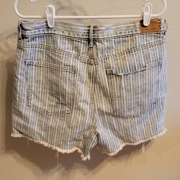 American Eagle Striped Distressed Jean Shorts - Picture 3 of 9